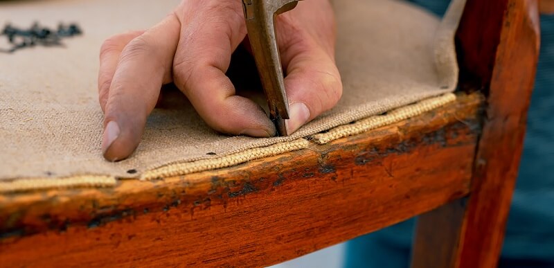 expertos en tapizado de sofas en valencia